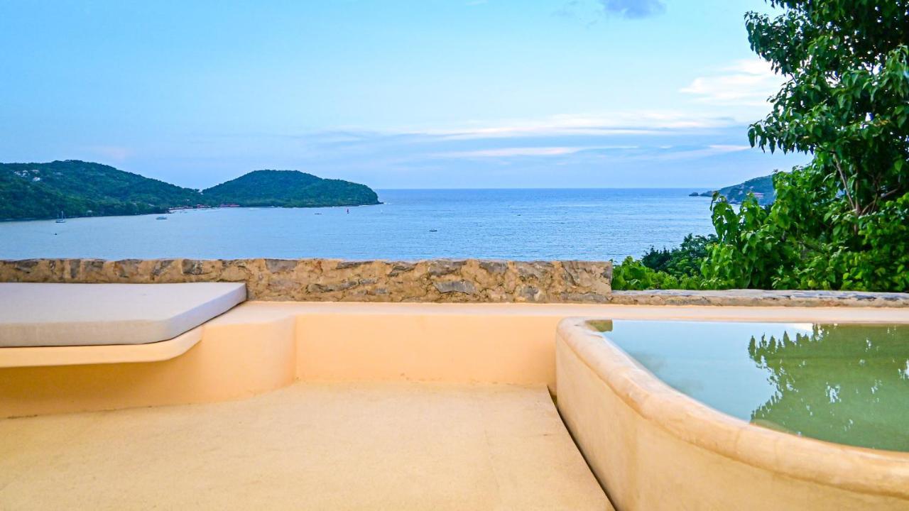 The Sunset Villas Zihuatanejo Exterior photo